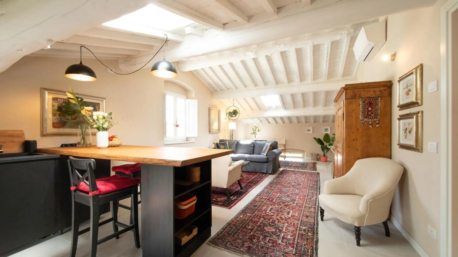 Casa Cantore Close To The Walls 루카 0*,  이탈리아