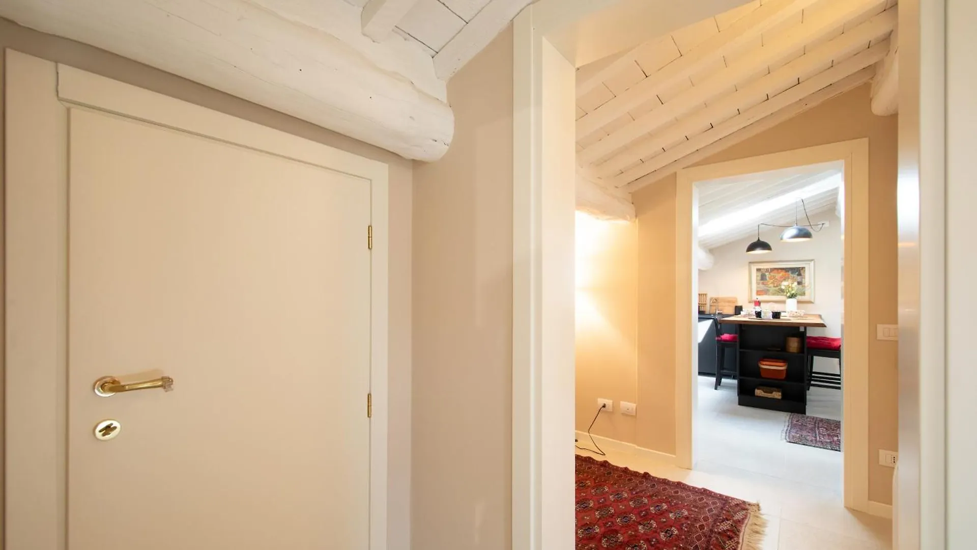 Casa Cantore Close To The Walls 루카 아파트