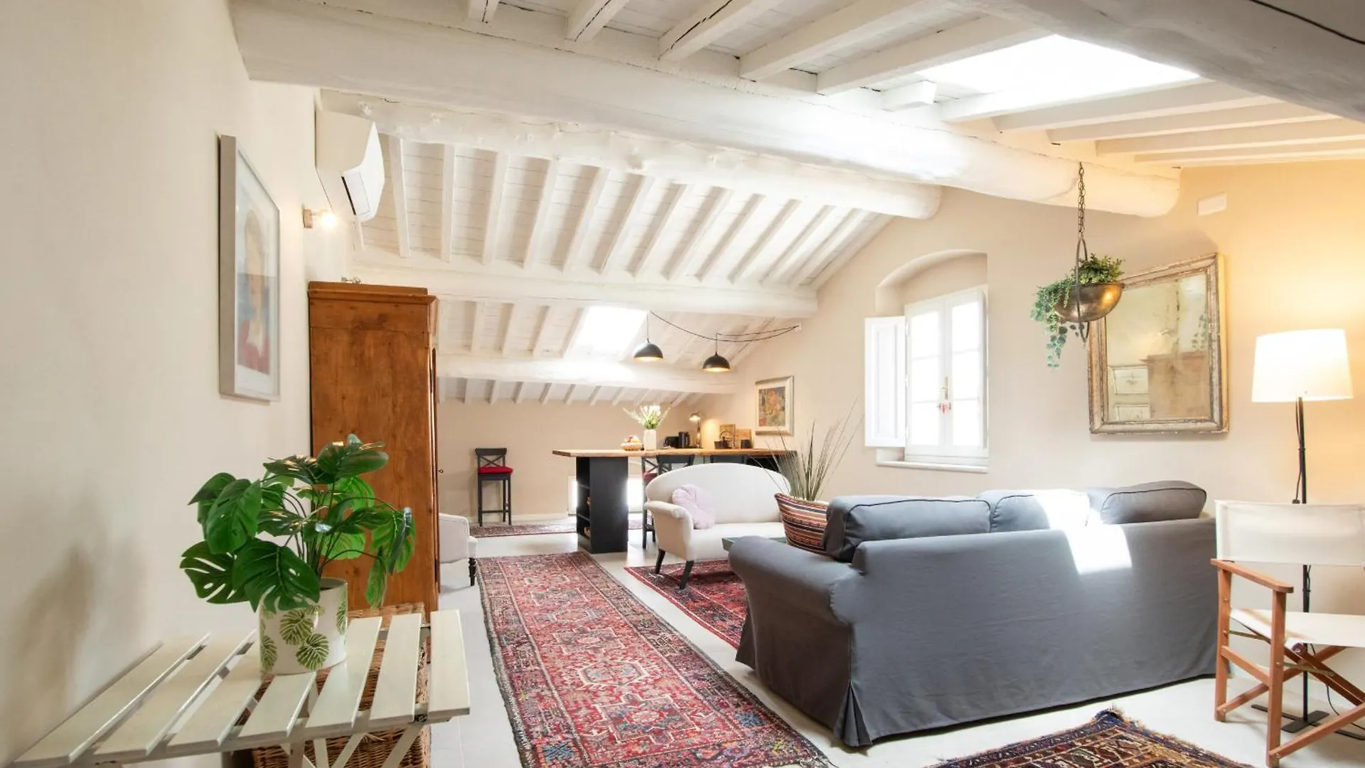 Casa Cantore Close To The Walls 루카 아파트